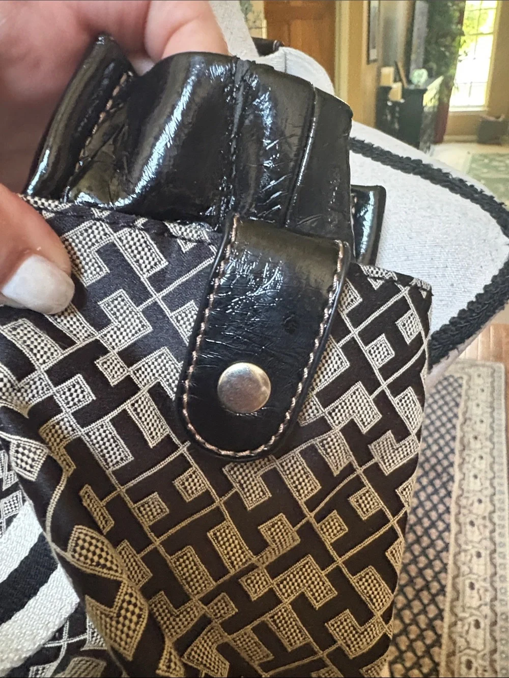 Tommy Hilfiger Black & Cream Signature Jacquard Tote